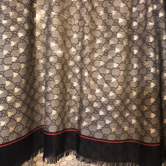 Gucci GG Gold BIG Bee SUPREME ❤️💚🐝 Silk Scarf - Picture 6 of 9